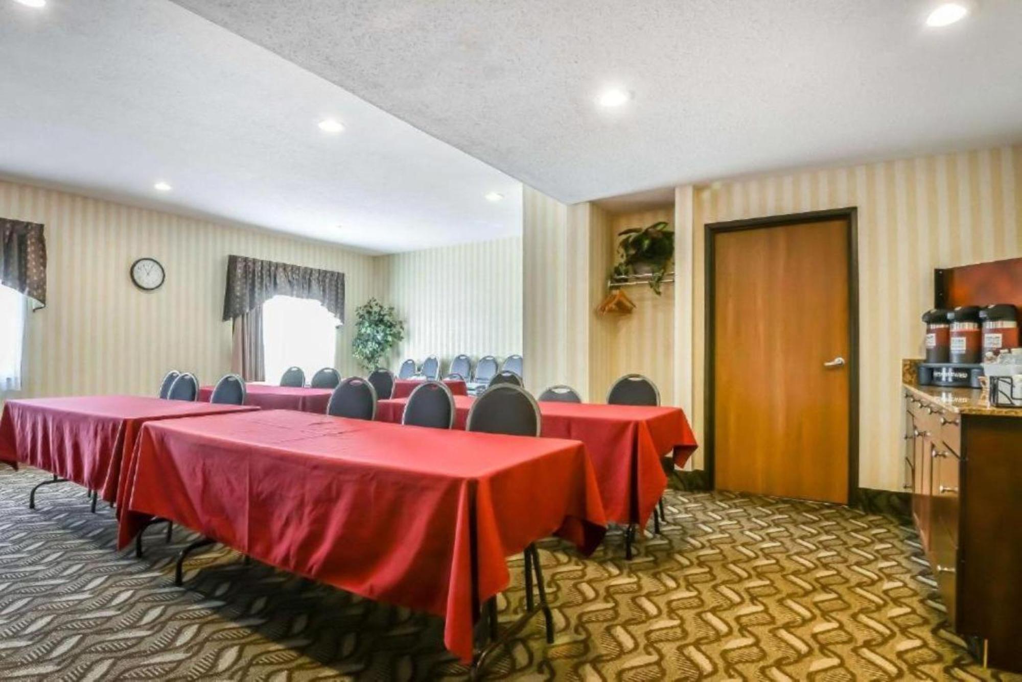 Fairbridge Inn & Suites Batavia-Darien Amusement Park Exterior foto